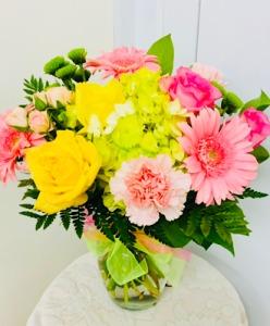 WALTZ INTO SPRING BOUQUET