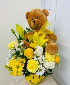 BEAR SMILE BOUQUET flower arrangement | Brea, CA | Brea Florist BEAR SMILE BOUQUET flower arrangement | Brea, CA | Brea Florist